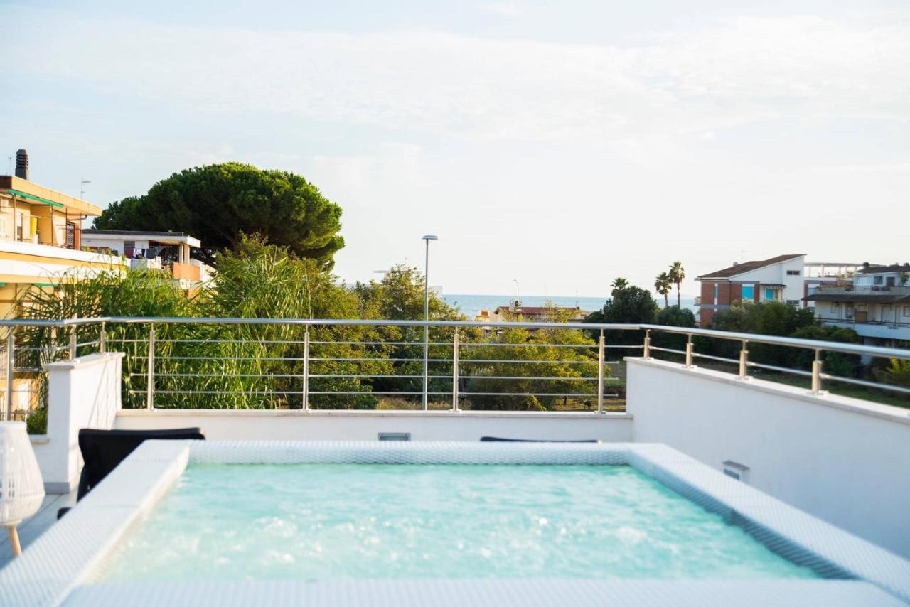 Acca Residence Terracina Buitenkant foto