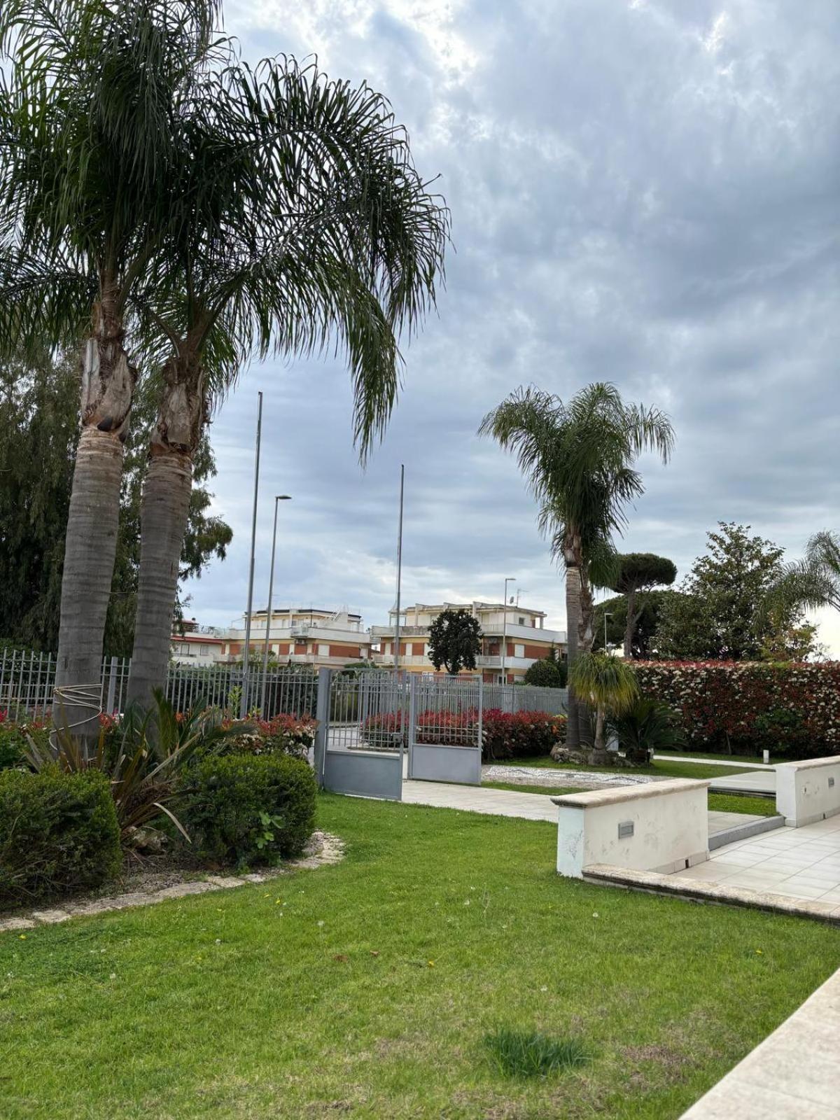 Acca Residence Terracina Buitenkant foto